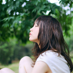 大胸女的艳照狗
